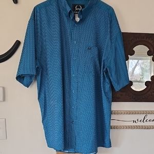 Cinch Short Sleeve XL Button Down